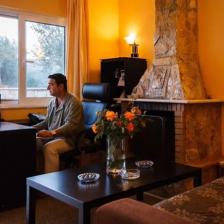 Agroktima Elia Nauplion