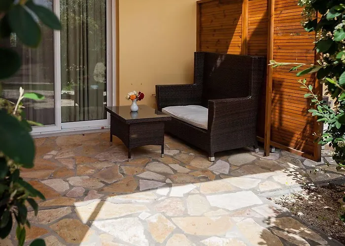 Agroktima Elia Nafplion